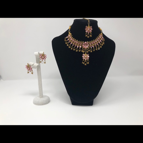 Eastern Jewellery - Picture 11 of 16